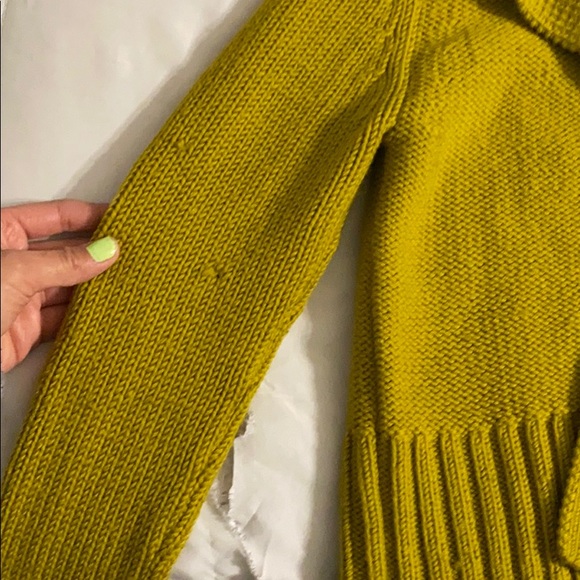 Beautiful MAXAZRIA COLLECTION sweater - Picture 9 of 10